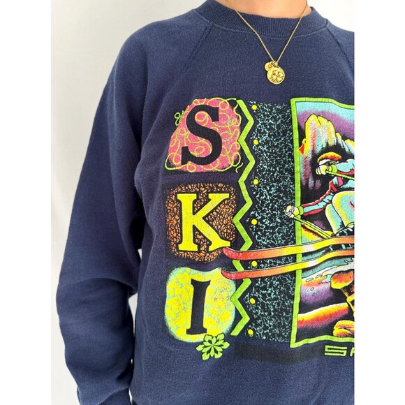90s vintage navy blue outdoor winter sports skiing ski graphic pullover sweater - Picture 6 of 9